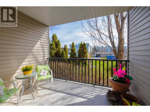 106 - 1235 Klo Road, Condo with 2 bedrooms, 2 bathrooms and 1 parking in Kelowna BC | Image 27