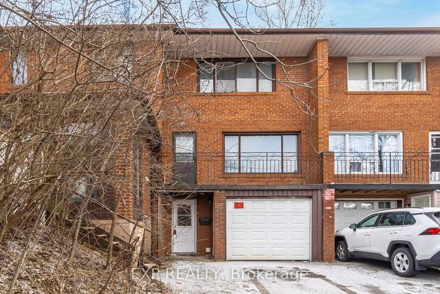 701 Finch Ave W, House detached with 6 bedrooms, 6 bathrooms and 6 parking in Toronto ON | Image 34