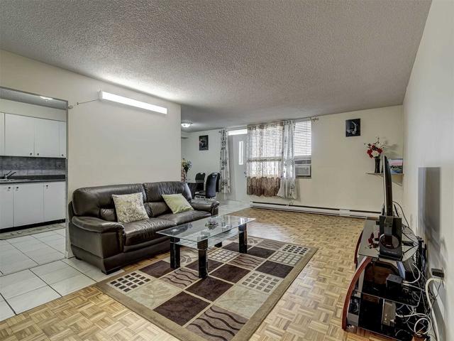 308 - 49 Silverstone Dr, Condo with 3 bedrooms, 2 bathrooms and 1 parking in Toronto ON | Image 31