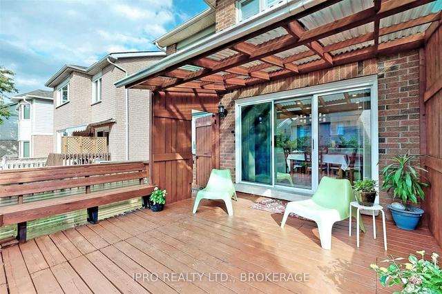 (upper) - 2937 Gardenview Cres, House detached with 3 bedrooms, 3 bathrooms and 3 parking in Mississauga ON | Image 25