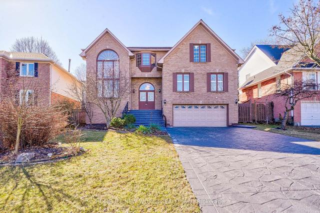 12 Bluebell Cres, House detached with 5 bedrooms, 5 bathrooms and 8 parking in Hamilton ON | Image 1