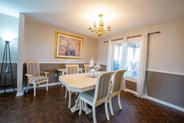 15 Arisaig Dr, House detached with 3 bedrooms, 4 bathrooms and 6 parking in Vaughan ON | Image 3