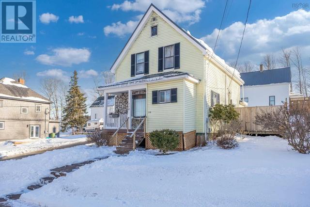 118 Maple Avenue, House detached with 3 bedrooms, 1 bathrooms and null parking in New Glasgow NS | Image 1