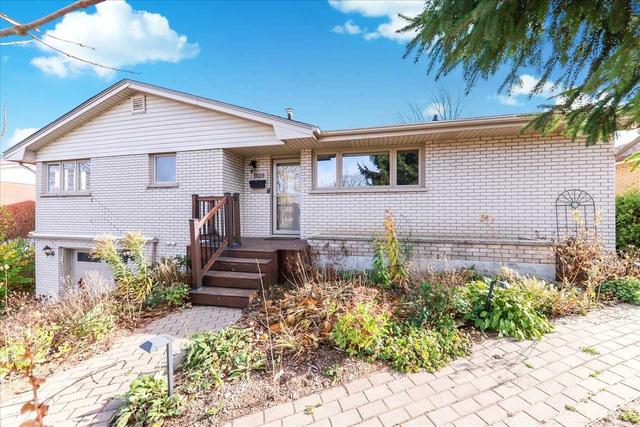 1029 Eagle Dr, House detached with 3 bedrooms, 2 bathrooms and 5 parking in London ON | Image 1
