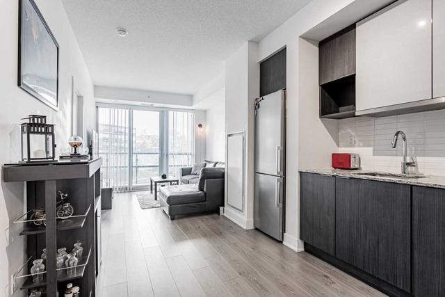 305 - 99 The Donway Dr W, Condo with 1 bedrooms, 2 bathrooms and 1 parking in Toronto ON | Image 4