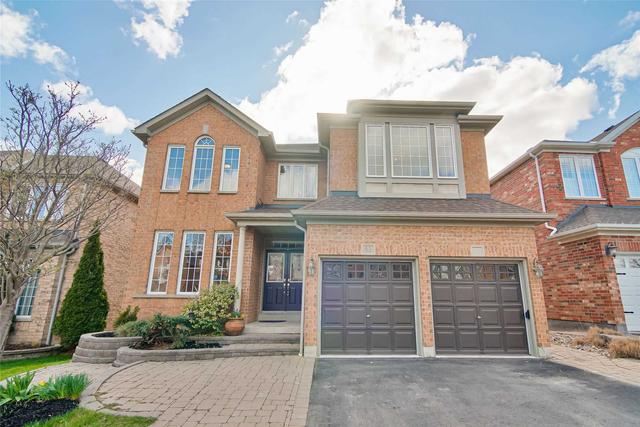 53 Splendor Dr, House detached with 5 bedrooms, 4 bathrooms and 5 parking in Whitby ON | Card Image