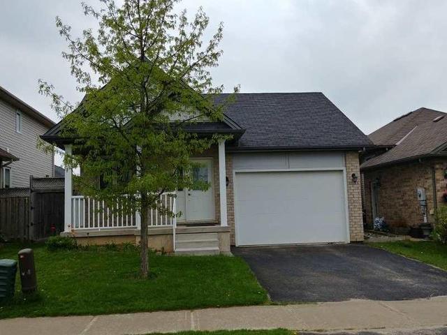 136 Silk Dr, House detached with 3 bedrooms, 2 bathrooms and 2 parking in Shelburne ON | Image 1