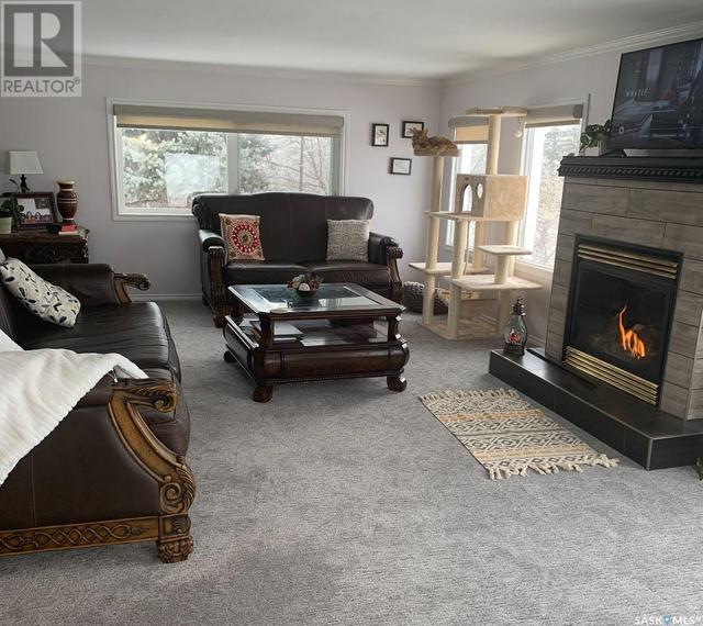 419 2nd Avenue S, House detached with 4 bedrooms, 3 bathrooms and null parking in Rockglen SK | Image 18