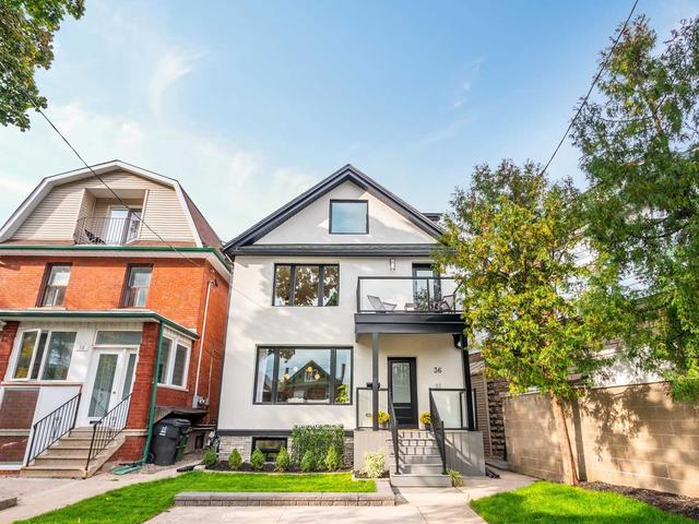 36 Humberside Ave, House detached with 2 bedrooms, 3 bathrooms and 1 parking in Toronto ON | Image 1
