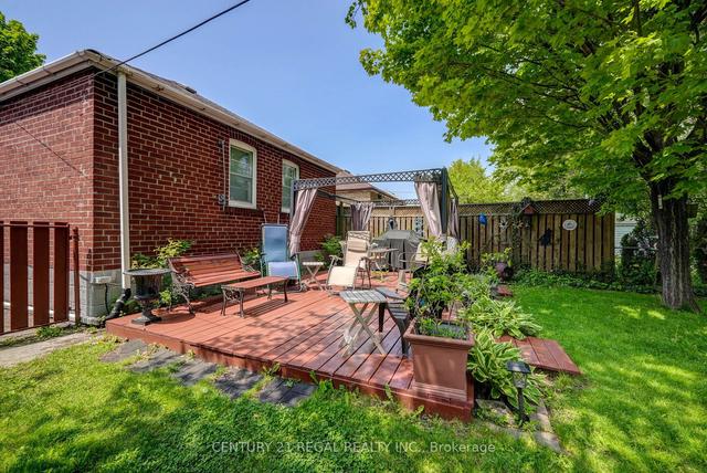 127 Claremore Ave, House detached with 2 bedrooms, 2 bathrooms and 3 parking in Toronto ON | Image 20