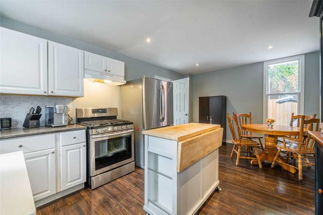 41 Brighton Ave N, House detached with 4 bedrooms, 1 bathrooms and 3 parking in Brantford ON | Image 6