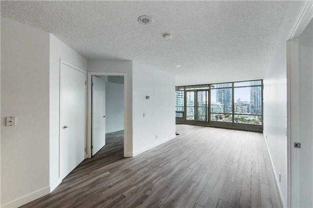 1207 - 361 Front St W, Condo with 2 bedrooms, 2 bathrooms and 1 parking in Toronto ON | Image 5