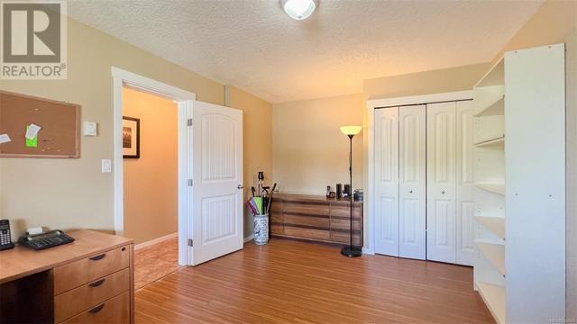 6231 Selkirk Terr, House detached with 5 bedrooms, 3 bathrooms and 4 parking in North Cowichan BC | Image 22