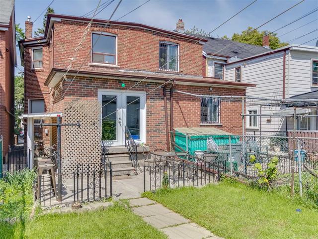 151 Bellwoods Ave, House semidetached with 3 bedrooms, 3 bathrooms and 2 parking in Toronto ON | Image 31