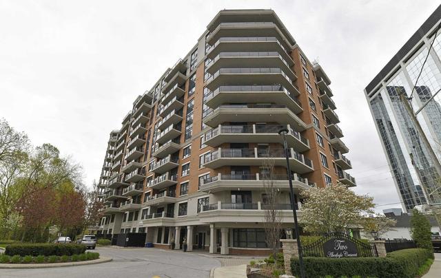 205 - 2 Aberfoyle Cres, Condo with 2 bedrooms, 2 bathrooms and 1 parking in Toronto ON | Image 12
