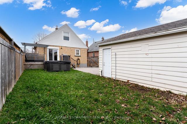 144 Taylor Ave, House detached with 3 bedrooms, 2 bathrooms and 7 parking in Hamilton ON | Image 33