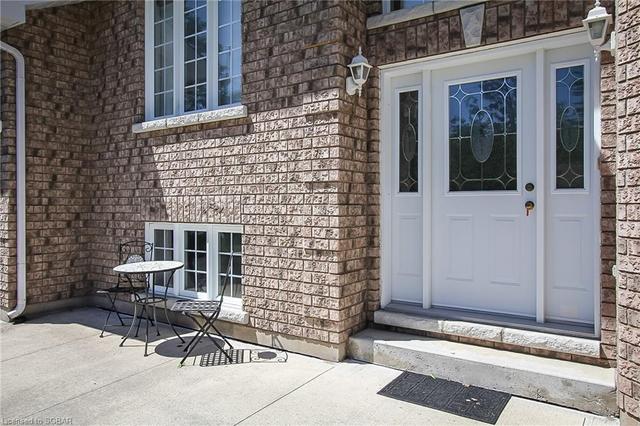 64 48th Street S, House detached with 2 bedrooms, 2 bathrooms and 6 parking in Wasaga Beach ON | Image 5