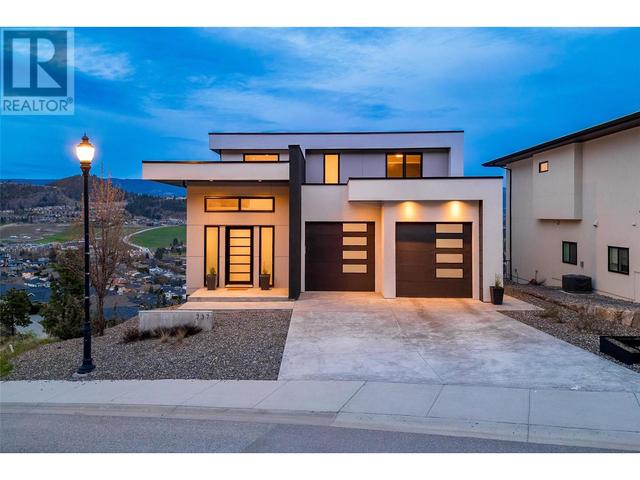 737 Highpointe Drive, House detached with 4 bedrooms, 3 bathrooms and 5 parking in Kelowna BC | Image 1