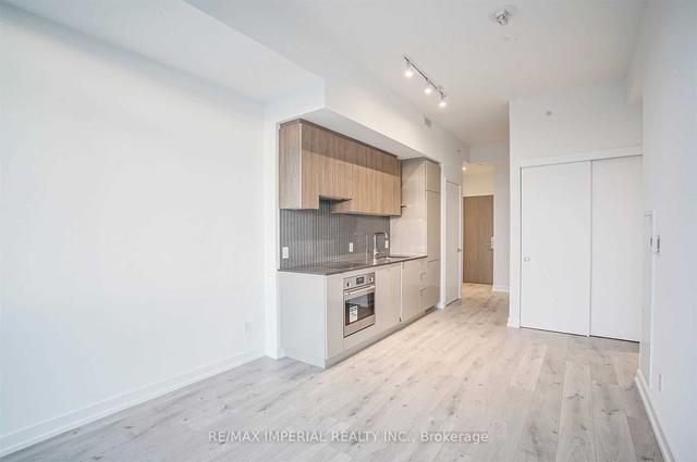3711 - 161 Roehampton Ave W, Condo with 1 bedrooms, 1 bathrooms and 0 parking in Toronto ON | Image 11