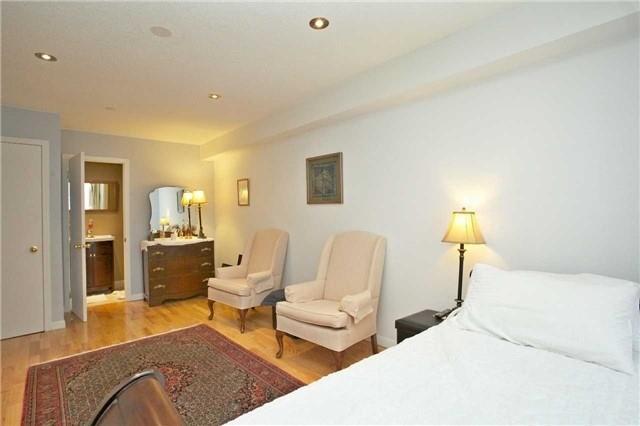 th 4 - 150 George St, Townhouse with 4 bedrooms, 3 bathrooms and 0 parking in Toronto ON | Image 6
