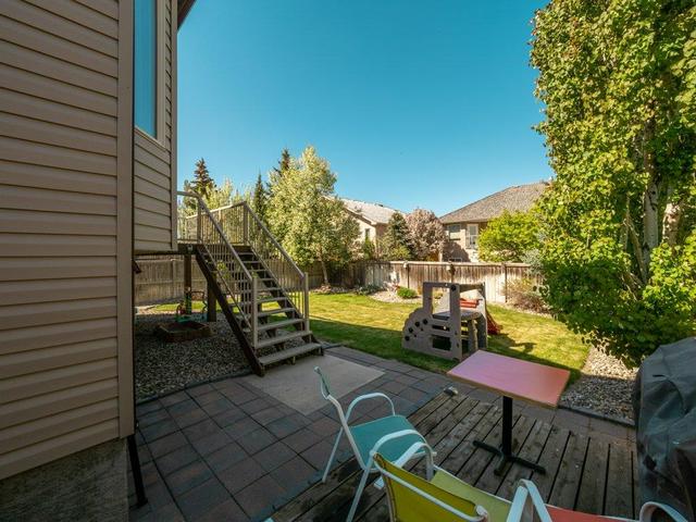 10 Canyoncrest Court W, House detached with 4 bedrooms, 3 bathrooms and 4 parking in Lethbridge AB | Image 43
