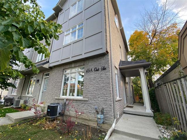 15a Oak St, House attached with 2 bedrooms, 2 bathrooms and 2 parking in Toronto ON | Image 1