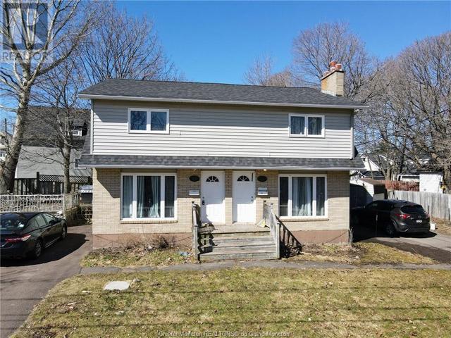 24 - 26 Washington St, House other with 6 bedrooms, 2 bathrooms and null parking in Moncton NB | Image 1