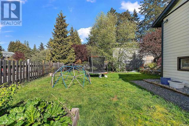 3351 Wishart Rd, House detached with 3 bedrooms, 2 bathrooms and 2 parking in Colwood BC | Image 25