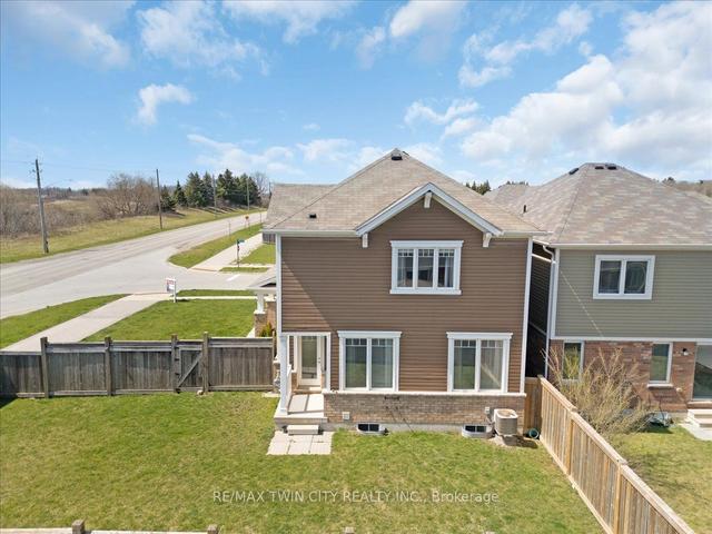 2 Shoreacres Dr, House detached with 3 bedrooms, 3 bathrooms and 4 parking in Kitchener ON | Image 35