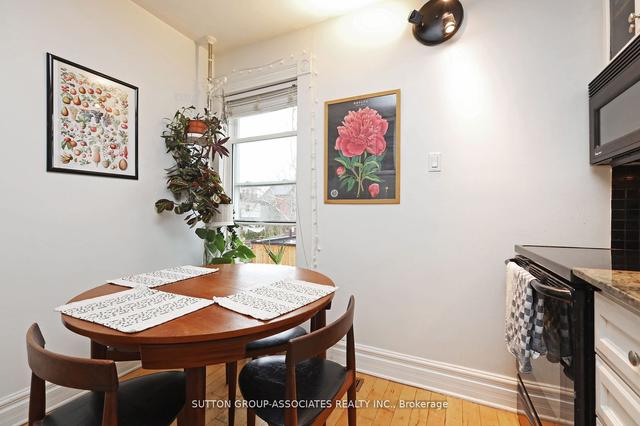 27 Heintzman St, House attached with 3 bedrooms, 3 bathrooms and 1 parking in Toronto ON | Image 26