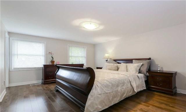 1467 Devon Rd, House detached with 5 bedrooms, 3 bathrooms and 2 parking in Oakville ON | Image 12