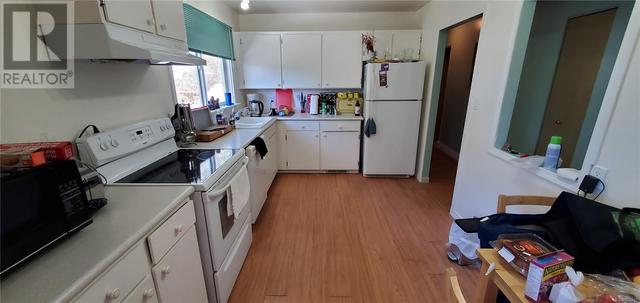 Kitchen  - Wide Angle | Image 8