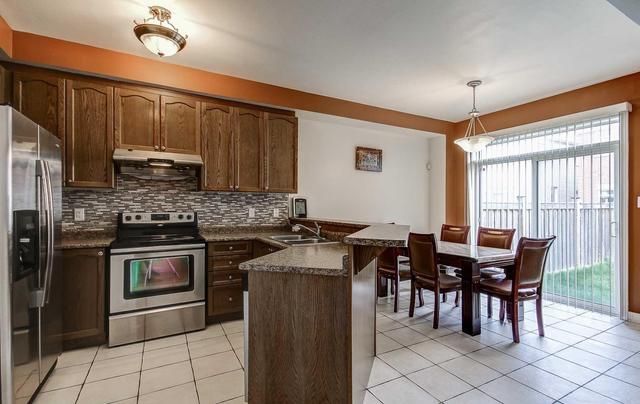 40 Amaryllis Dr, House semidetached with 3 bedrooms, 3 bathrooms and 2 parking in Brampton ON | Image 5