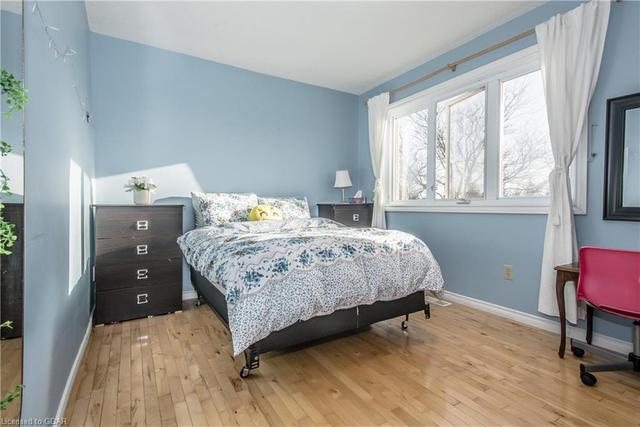 94 - 302 College Avenue W, House attached with 3 bedrooms, 1 bathrooms and 2 parking in Guelph ON | Image 25