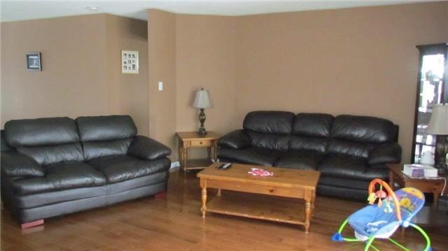 265 Spruce St, House detached with 3 bedrooms, 3 bathrooms and 2 parking in Clearview ON | Image 3