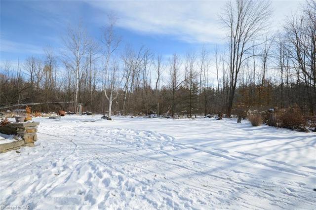 7571 Cornell Trail, House detached with 3 bedrooms, 2 bathrooms and null parking in Lambton Shores ON | Image 30