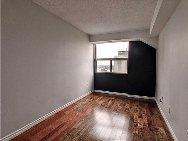 1603 - 389 Dundas St, Condo with 2 bedrooms, 2 bathrooms and 1 parking in London ON | Image 6