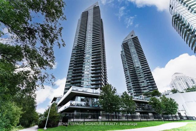 th5 - 2230 Lake Shore Blvd, Townhouse with 3 bedrooms, 3 bathrooms and 2 parking in Toronto ON | Image 1