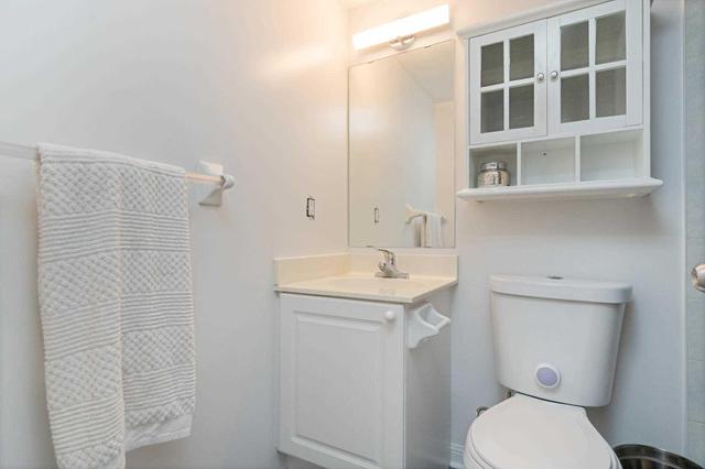 11A Crawford St, Townhouse with 3 bedrooms, 3 bathrooms and 1 parking in Toronto ON | Image 12
