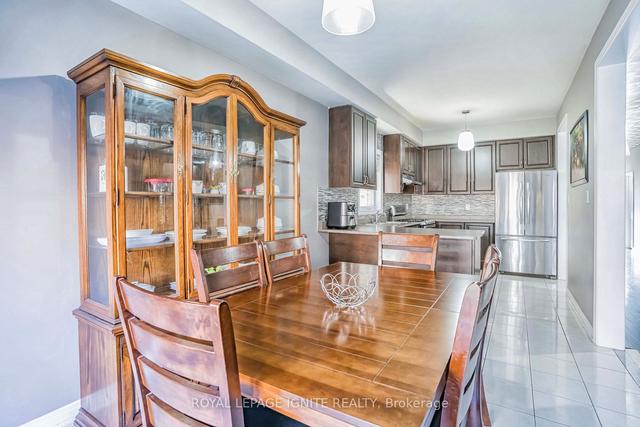 47 Naylor Dr, House detached with 4 bedrooms, 4 bathrooms and 3 parking in Bradford West Gwillimbury ON | Image 5