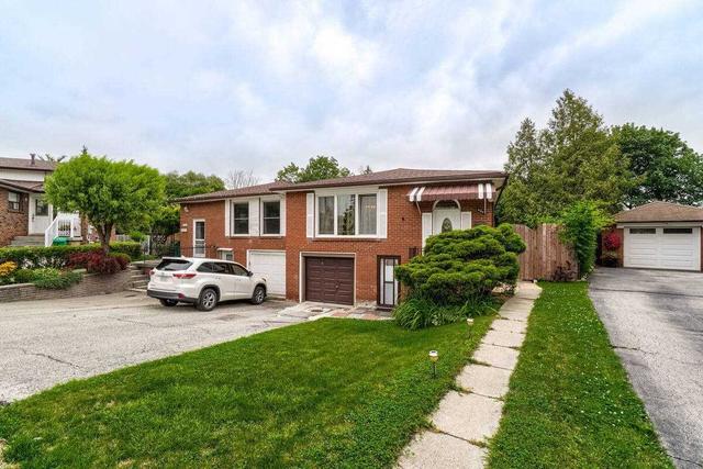 3184 Hedgestone Crt, House semidetached with 3 bedrooms, 2 bathrooms and 3 parking in Mississauga ON | Image 12