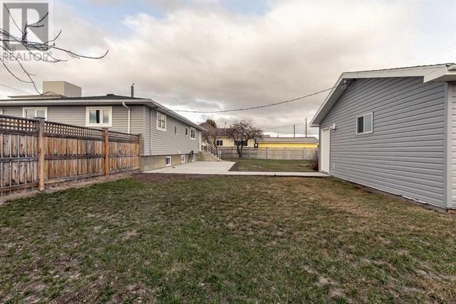 352 27 Street, House detached with 4 bedrooms, 3 bathrooms and 4 parking in Fort Macleod AB | Image 33