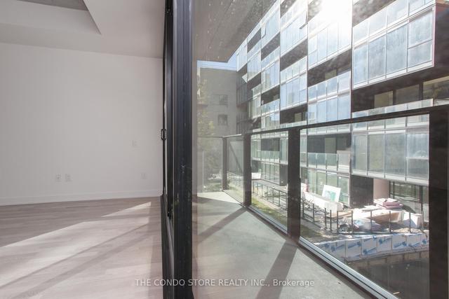 405 - 38 Stewart St, Condo with 1 bedrooms, 1 bathrooms and 1 parking in Toronto ON | Image 3