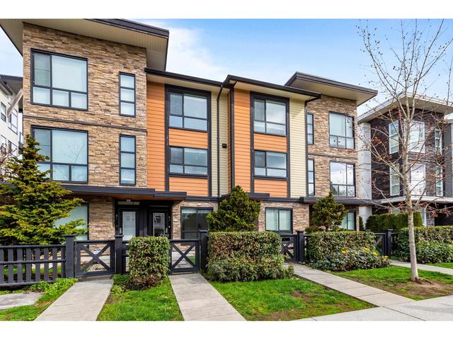 82 - 20857 77a Avenue, House attached with 2 bedrooms, 3 bathrooms and 2 parking in Langley BC | Image 2