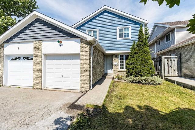 7 Nottawasaga Cres, House semidetached with 4 bedrooms, 2 bathrooms and 3 parking in Brampton ON | Card Image