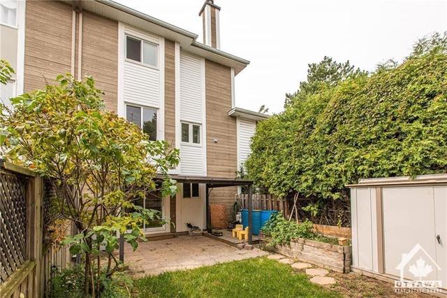 1473 Thurlow Street, Townhouse with 3 bedrooms, 2 bathrooms and 3 parking in Ottawa ON | Image 27