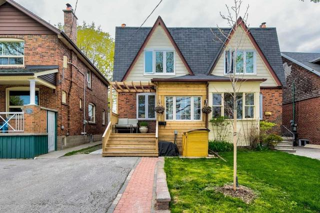 34 Lake Shore Dr, House semidetached with 3 bedrooms, 2 bathrooms and 1 parking in Toronto ON | Image 1