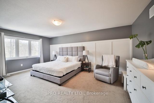 7989 Buckeye Cres, House detached with 4 bedrooms, 5 bathrooms and 6 parking in Niagara Falls ON | Image 2