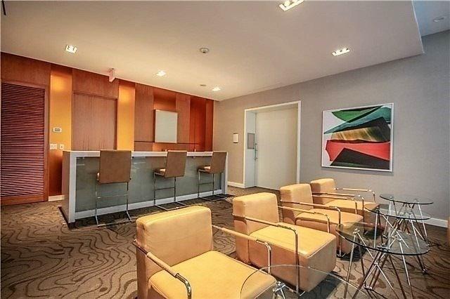 1102 - 832 Bay St, Condo with 2 bedrooms, 2 bathrooms and 1 parking in Toronto ON | Image 25