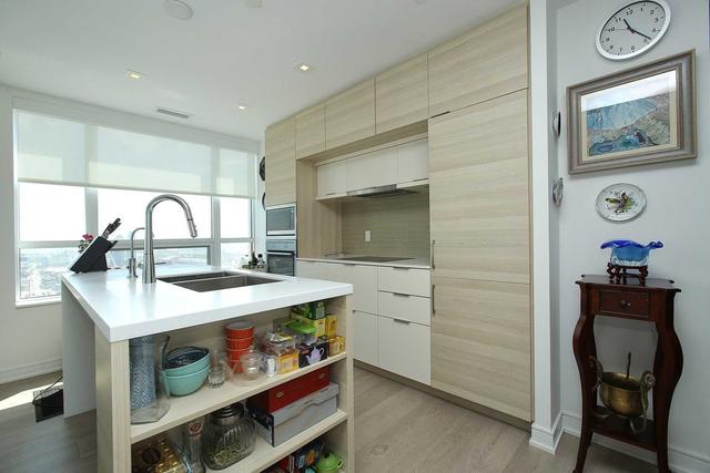 2904 - 88 Scott St, Condo with 2 bedrooms, 2 bathrooms and 1 parking in Toronto ON | Image 6